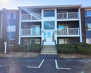 11 Woodcrest Ct 5, Weymouth, MA 02190