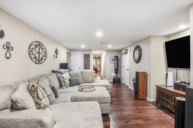 5001 Briar Patch Lane, Burleson, TX 76028