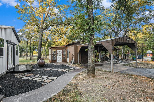 5001 Briar Patch Lane, Burleson, TX 76028
