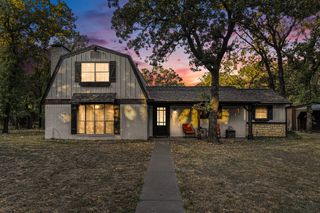 5001 Briar Patch Lane, Burleson, TX 76028
