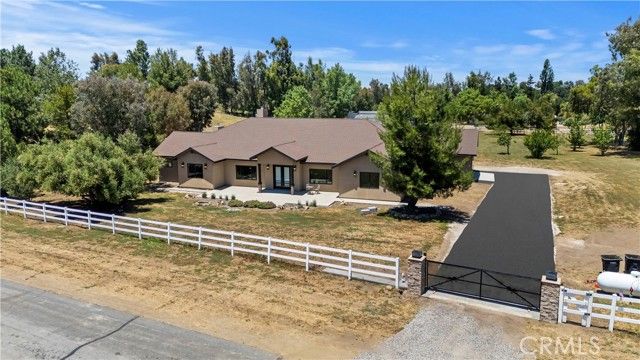 17370 Rodeo Road, Lake Elsinore, CA 92530