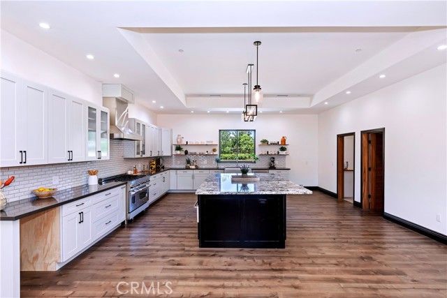 17370 Rodeo Road, Lake Elsinore, CA 92530