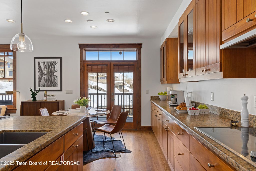 524 LOWER SNOW KING LOOP 241, Jackson, WY 83001 photo 10