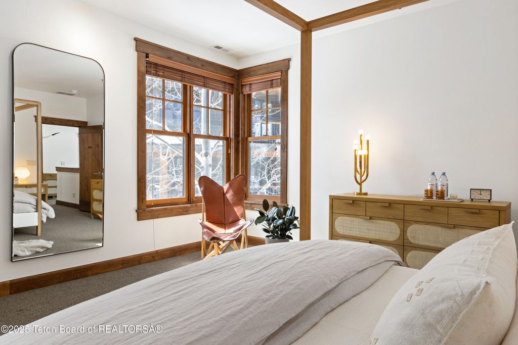 524 LOWER SNOW KING LOOP 241, Jackson, WY 83001 photo 17