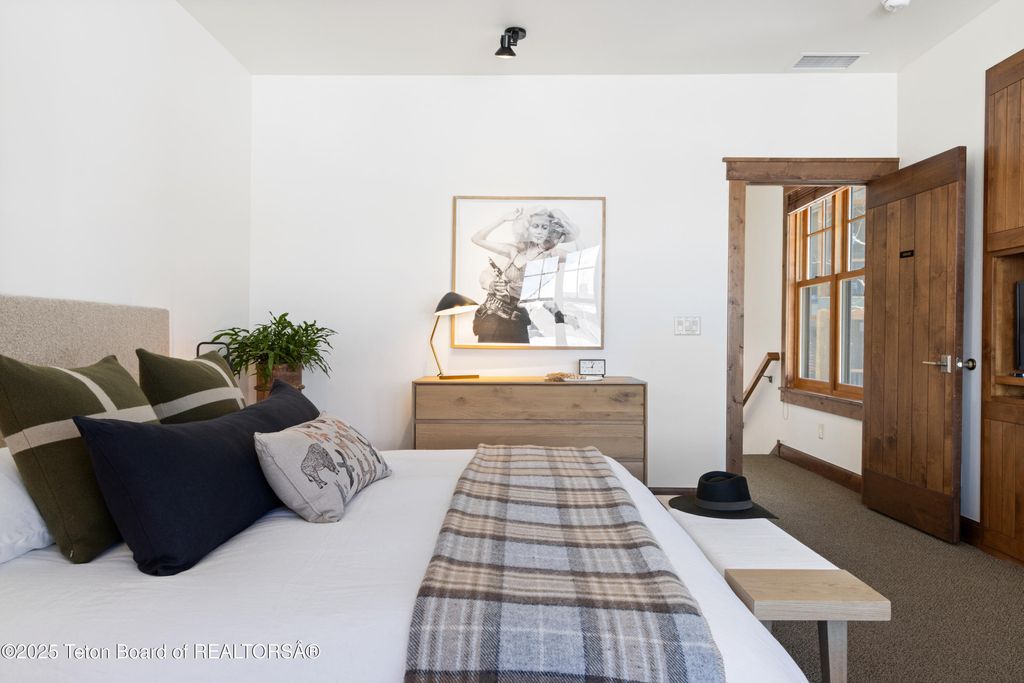 524 LOWER SNOW KING LOOP 241, Jackson, WY 83001 photo 21
