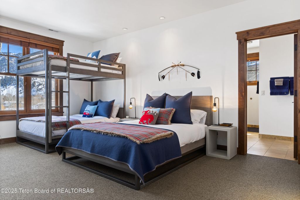 524 LOWER SNOW KING LOOP 241, Jackson, WY 83001 photo 24