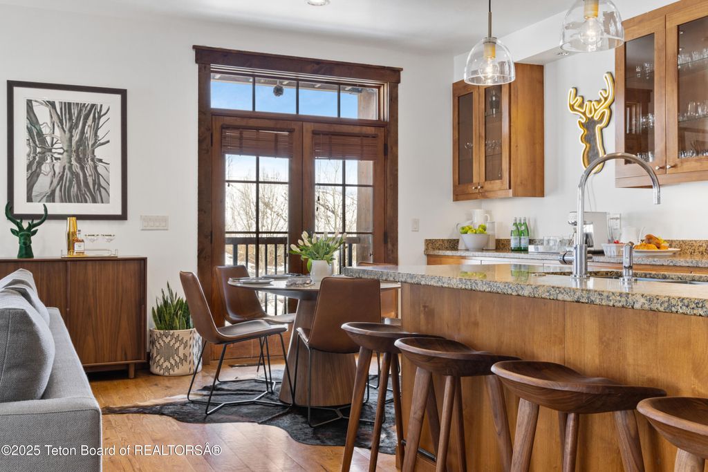 524 LOWER SNOW KING LOOP 241, Jackson, WY 83001 photo 9