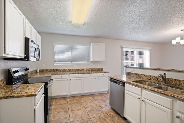 7816 Whitney Lane, Fort Worth, TX 76112