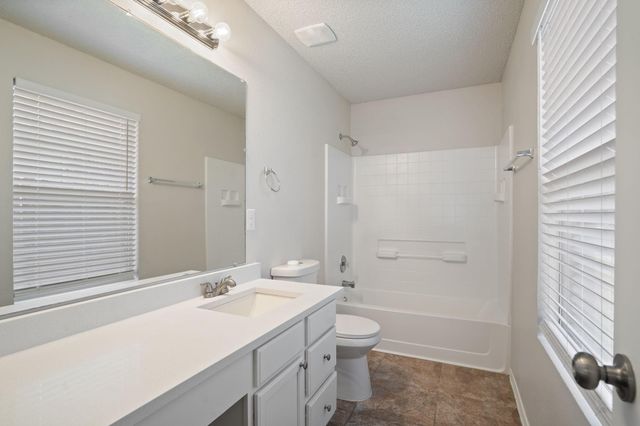 7816 Whitney Lane, Fort Worth, TX 76112