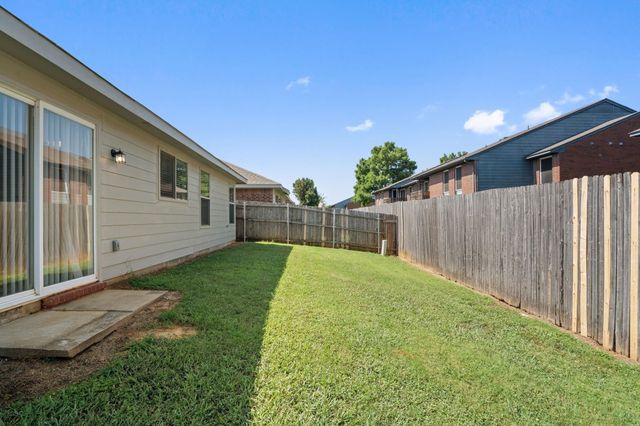 7816 Whitney Lane, Fort Worth, TX 76112