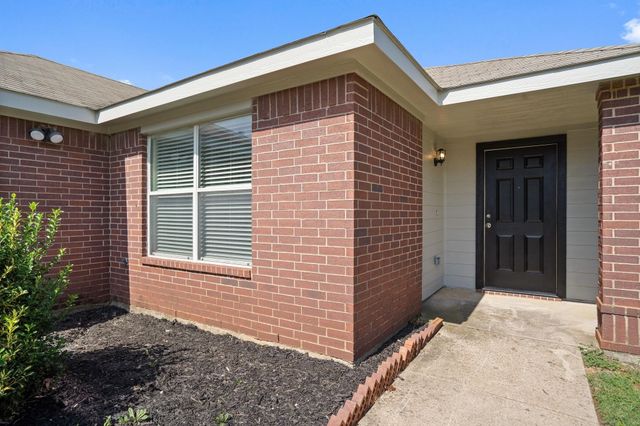 7816 Whitney Lane, Fort Worth, TX 76112