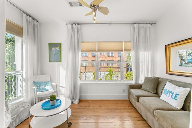 315 Fairview Avenue A, Houston, TX 77006