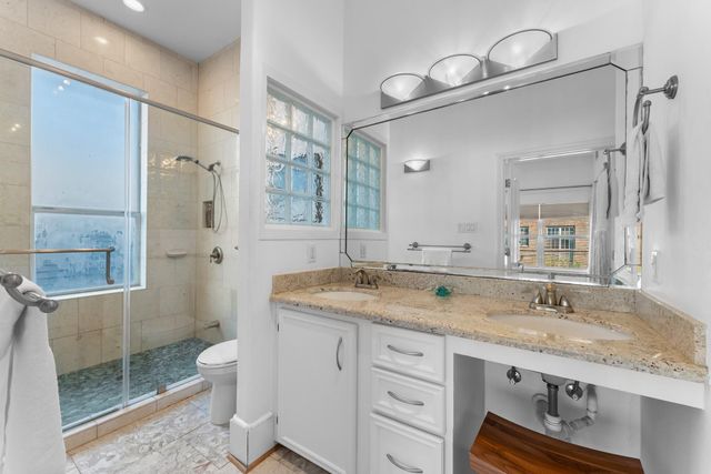 315 Fairview Avenue A, Houston, TX 77006