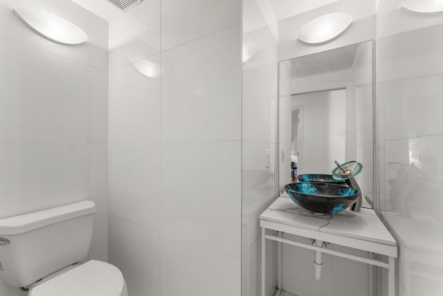 315 Fairview Avenue A, Houston, TX 77006