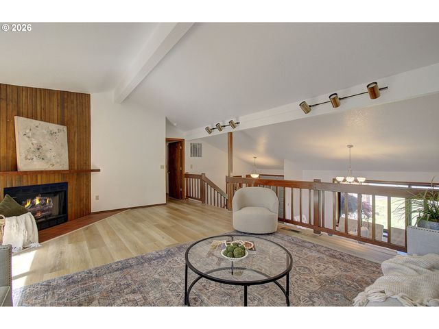 911 Ne 109TH Cir, Vancouver, WA 98685