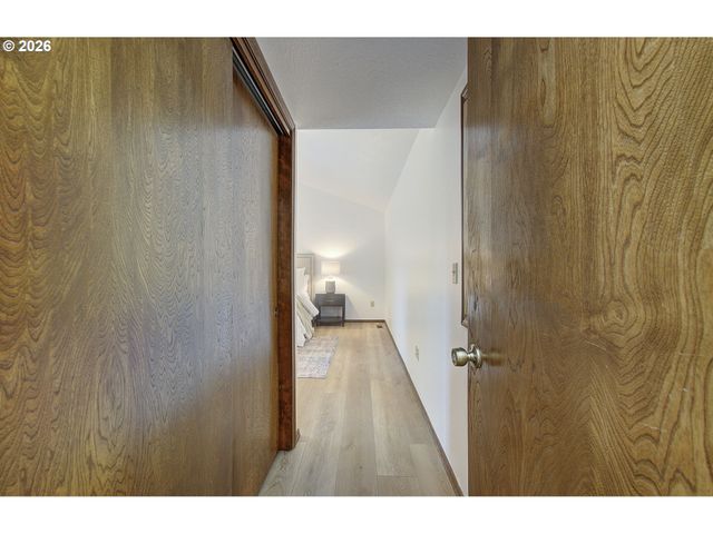 911 Ne 109TH Cir, Vancouver, WA 98685