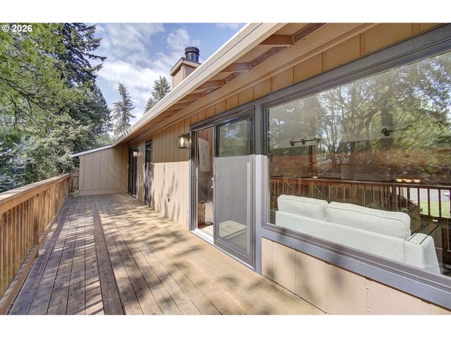 911 Ne 109TH Cir, Vancouver, WA 98685