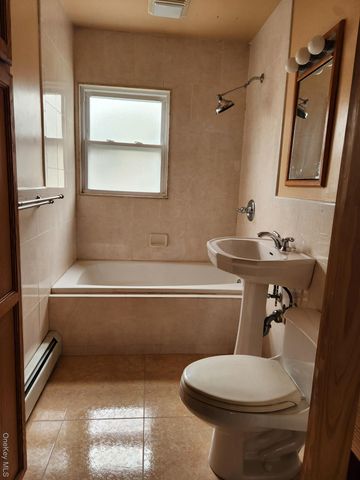 20 Wood Lane, Levittown, NY 11756