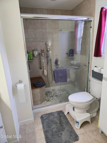 27 Elk Ridge Drive, Queensbury, NY 12804