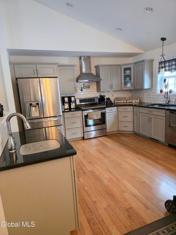 27 Elk Ridge Drive, Queensbury, NY 12804