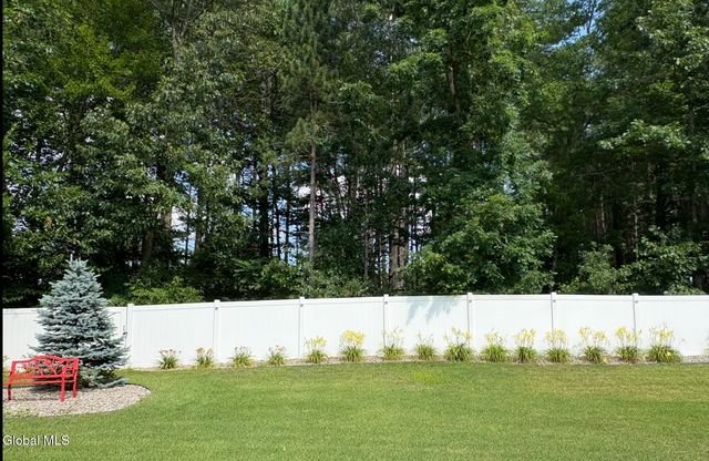 27 Elk Ridge Drive, Queensbury, NY 12804