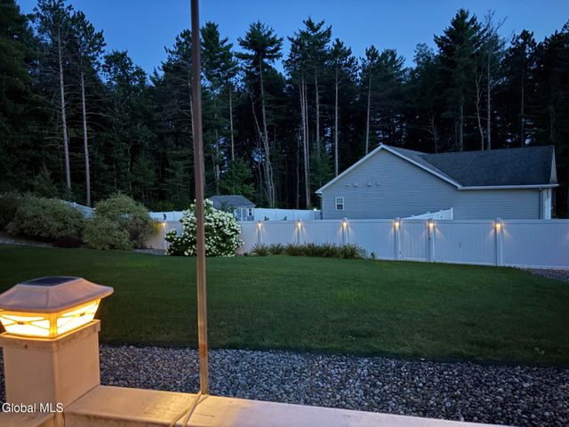 27 Elk Ridge Drive, Queensbury, NY 12804