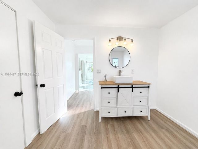 2105 SW Park Drive, Boynton Beach, FL 33426