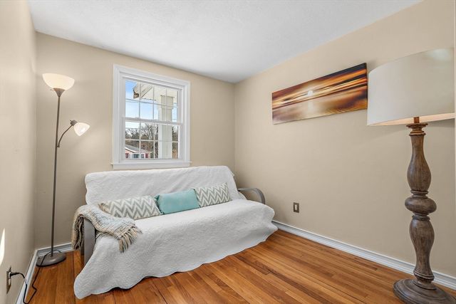 56 Puddingstone Ln, Bellingham, MA 02019