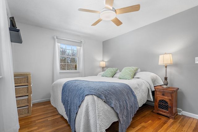 56 Puddingstone Ln, Bellingham, MA 02019