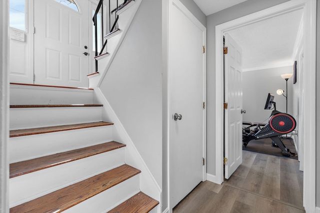 56 Puddingstone Ln, Bellingham, MA 02019