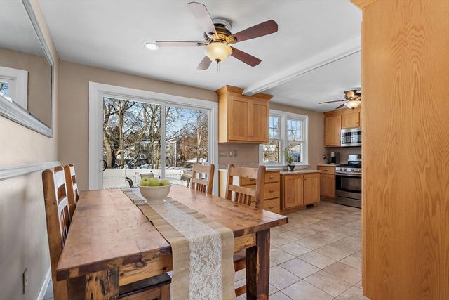 56 Puddingstone Ln, Bellingham, MA 02019