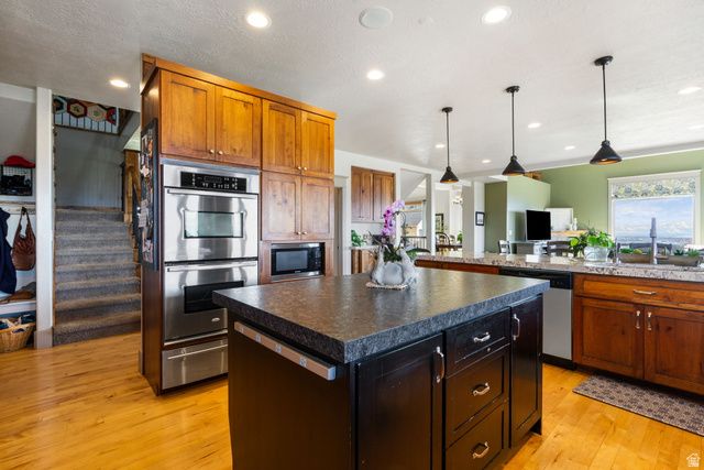 9503 N TIMPANOGOS CV, Cedar Hills, UT 84062