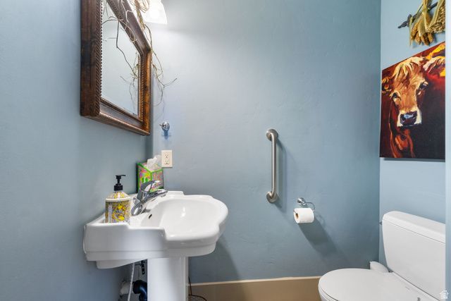 9503 N TIMPANOGOS CV, Cedar Hills, UT 84062