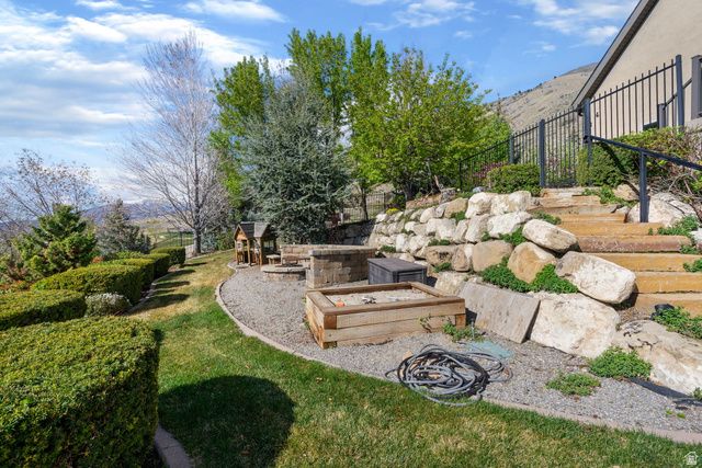 9503 N TIMPANOGOS CV, Cedar Hills, UT 84062