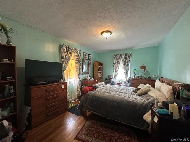 4801 58th Lane, Woodside, NY 11377