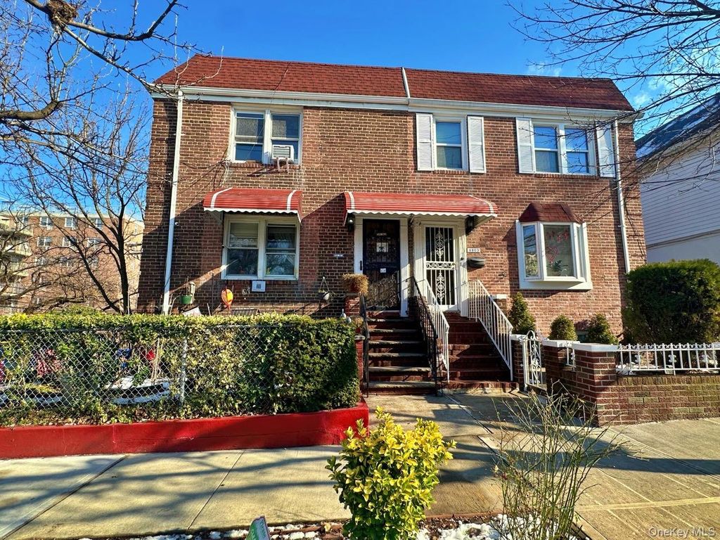 4801 58th Lane, Woodside, NY 11377