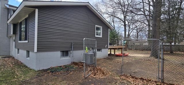 1325 Sumac Street, Muskegon Twp, MI 49445