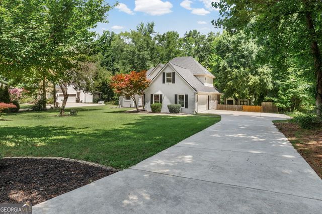 275 Mosby Woods Drive, Newnan, GA 30265