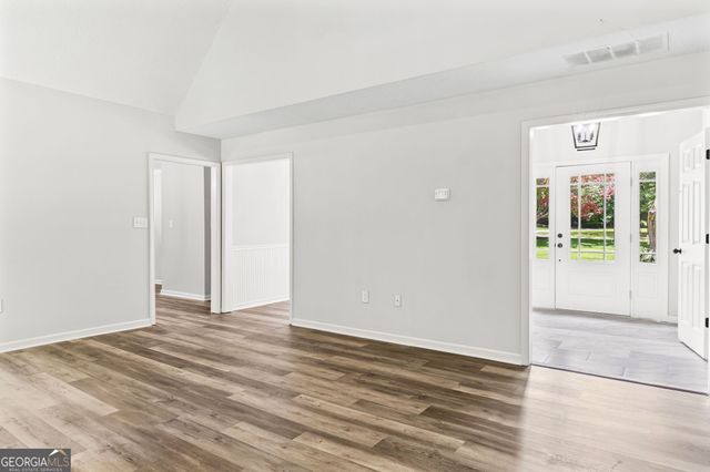 275 Mosby Woods Drive, Newnan, GA 30265