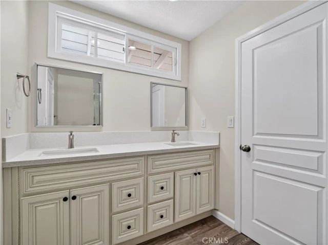 20742 Kingsbury Street, Chatsworth, CA 91311