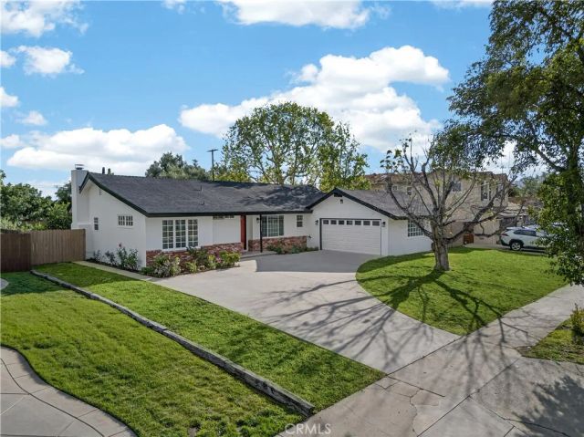 20742 Kingsbury Street, Chatsworth, CA 91311