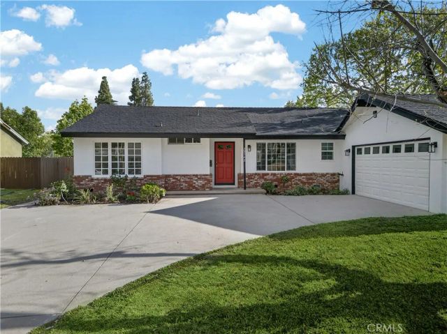 20742 Kingsbury Street, Chatsworth, CA 91311