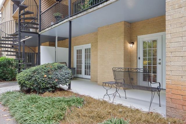 5400 Roswell Road NE N9, Sandy Springs, GA 30342