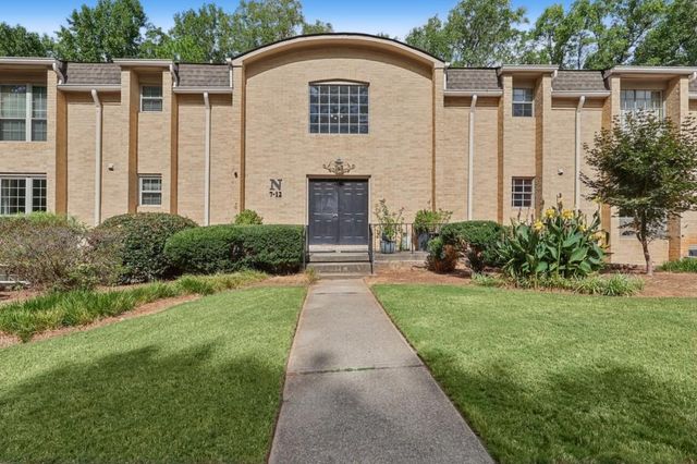 5400 Roswell Road NE N9, Sandy Springs, GA 30342