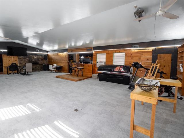 13804 Coker Road, Shawnee, OK 74804