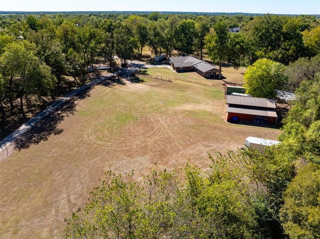 13804 Coker Road, Shawnee, OK 74804