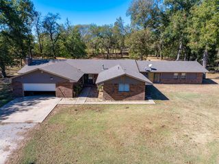 13804 Coker Road, Shawnee, OK 74804