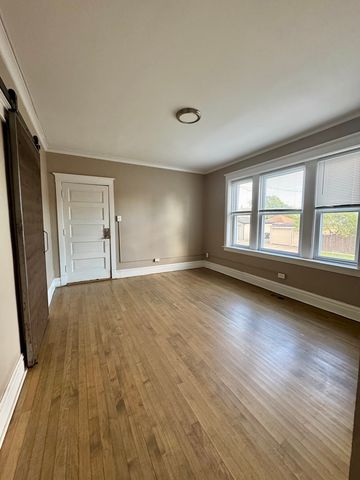 2345 Cuyler Avenue 2R, Berwyn, IL 60402