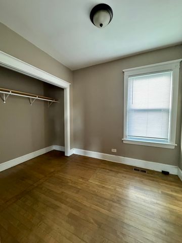 2345 Cuyler Avenue 2R, Berwyn, IL 60402