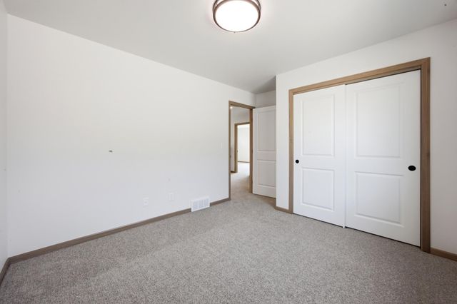 967 61st Avenue W, West Fargo, ND 58078